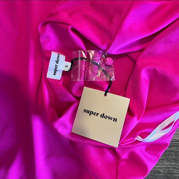 NWT Superdown halter double lined barbie minidress - Picture 4 of 7